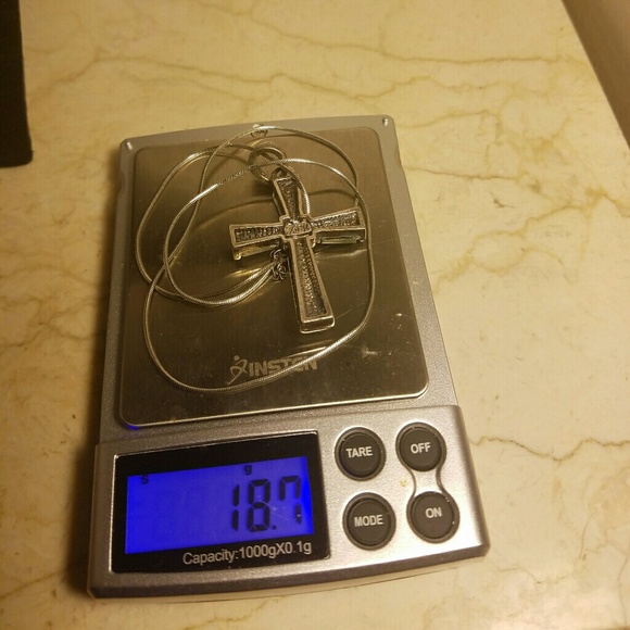 925 necklace with a cross pendant - Picture 5 of 7